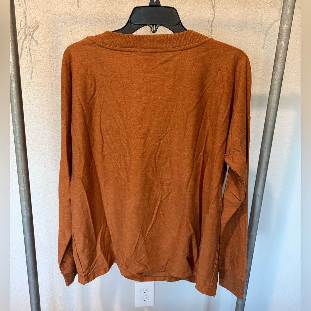 Natural Reflections Rust V-Neck Top - Picture 3 of 3